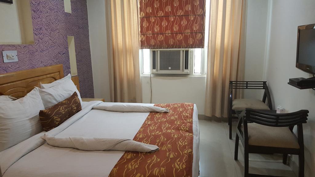 Hotel Abhay Palace Ghaziabad Εξωτερικό φωτογραφία
