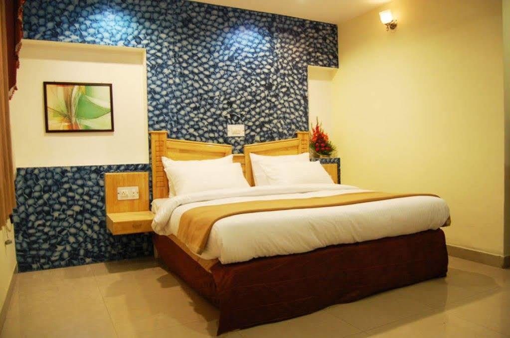 Hotel Abhay Palace Ghaziabad Εξωτερικό φωτογραφία